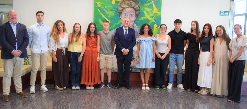 Galletas Gullón refuerza su apuesta por el talento joven con la incorporación de estudiantes en prácticas